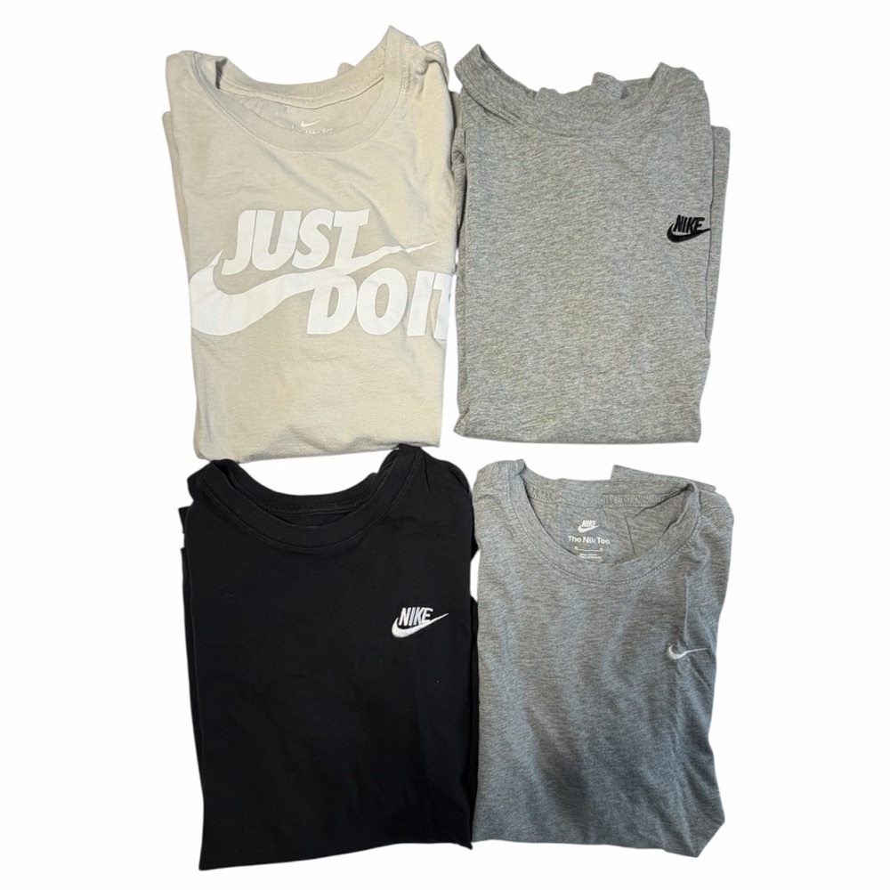 The Nike Tee Men’s Lot Of Four T-Shirts Size Medium Colors Gray Black Beige